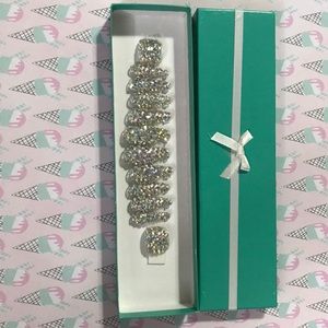 Press on Glamour rhinestone nails